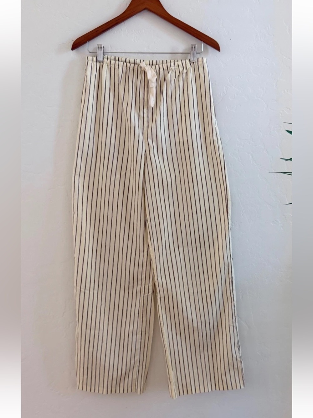 Caara By Few Moda Beatriz Cotton Pants Size XS Butter Cacao Stripe NWT - Picture 2 of 4